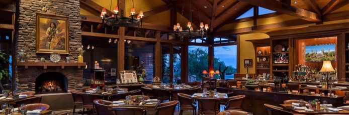 Outlaw-dining-fireplace-clubhouse-header-optimized1